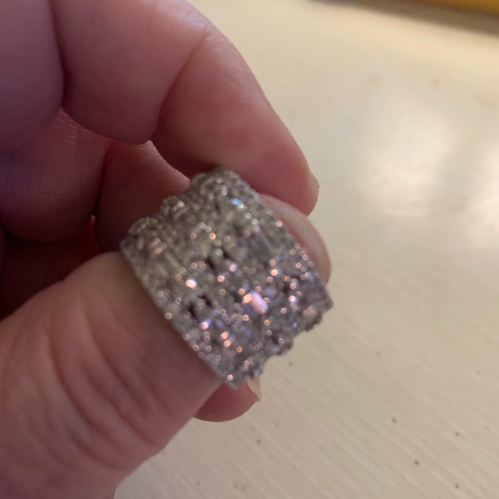 Source Unknown Elegant Silver Women's Ring